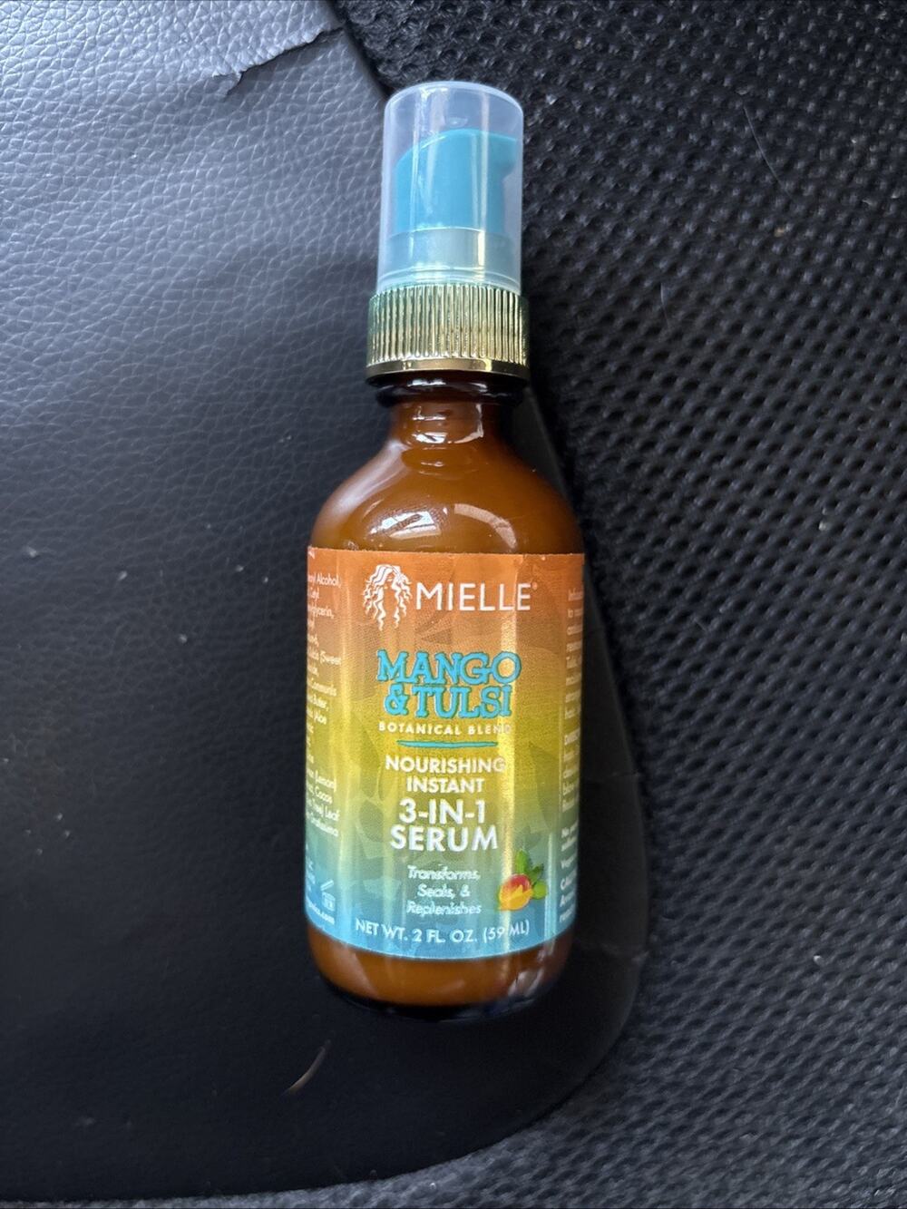 Mielle Mango & Tulsi Botanical Blend Nourishing Instant 3-in-1 Serum